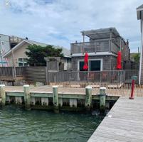 featured image of 317 Bay Walk