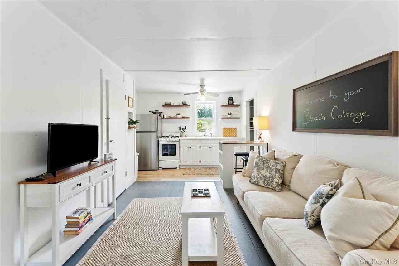 36 Lamb Ave - Photo 7 of 27