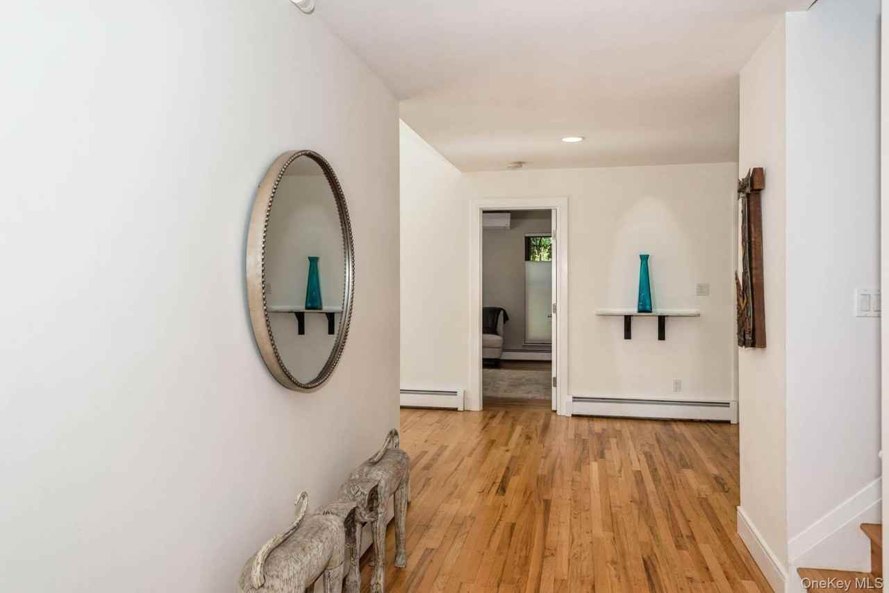 1 Deer Path - Photo 7 of 38