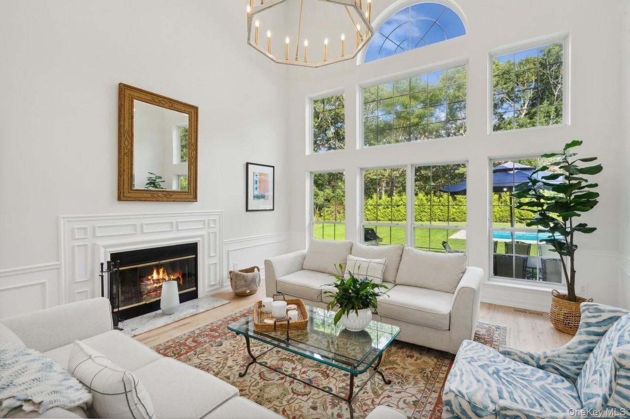 35 Hollow Ln - Photo 6 of 34