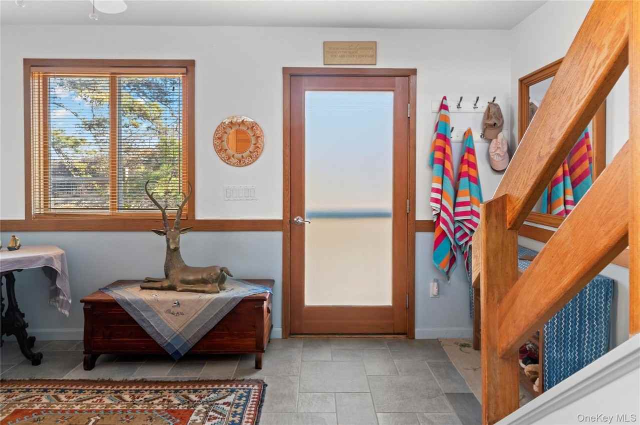 100 Clipper Roadway - Photo 3 of 46