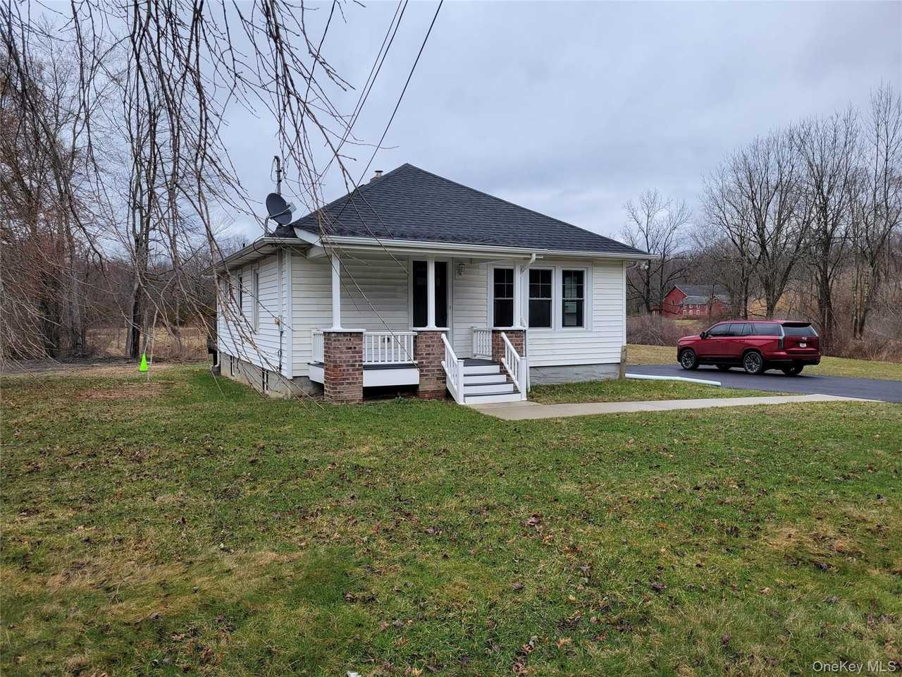 712 State Route 52 - Photo 3 of 24