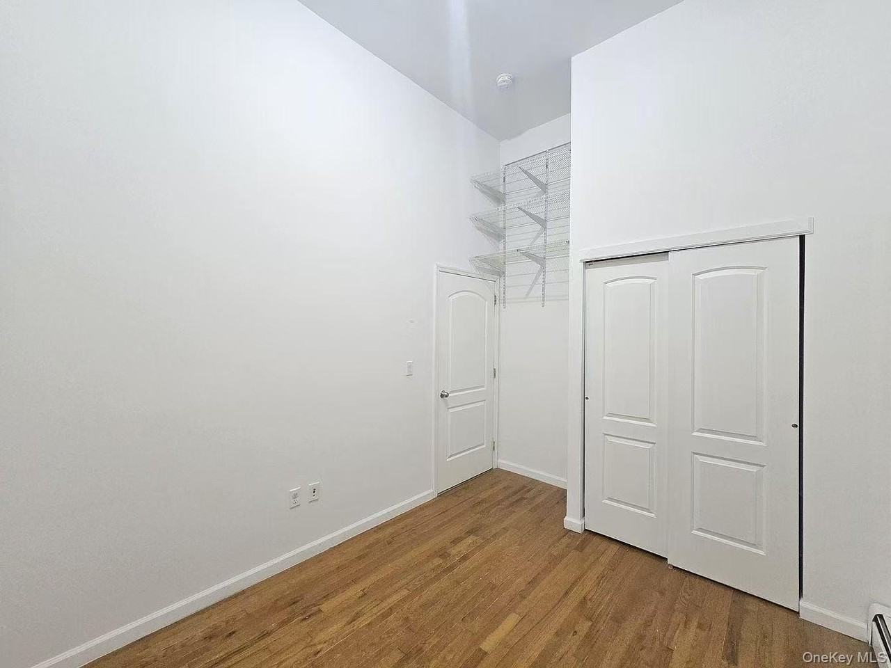 7159 160th St Apt 1a - Photo 5 of 8