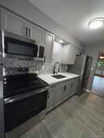 featured image of 1003 Parkview Dr