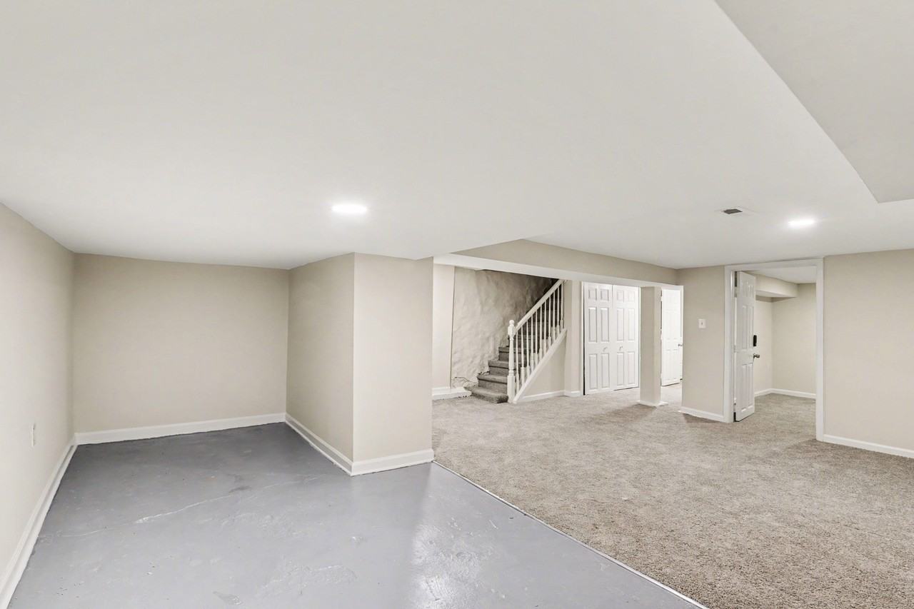 Ruxton Ave - Photo 4 of 26