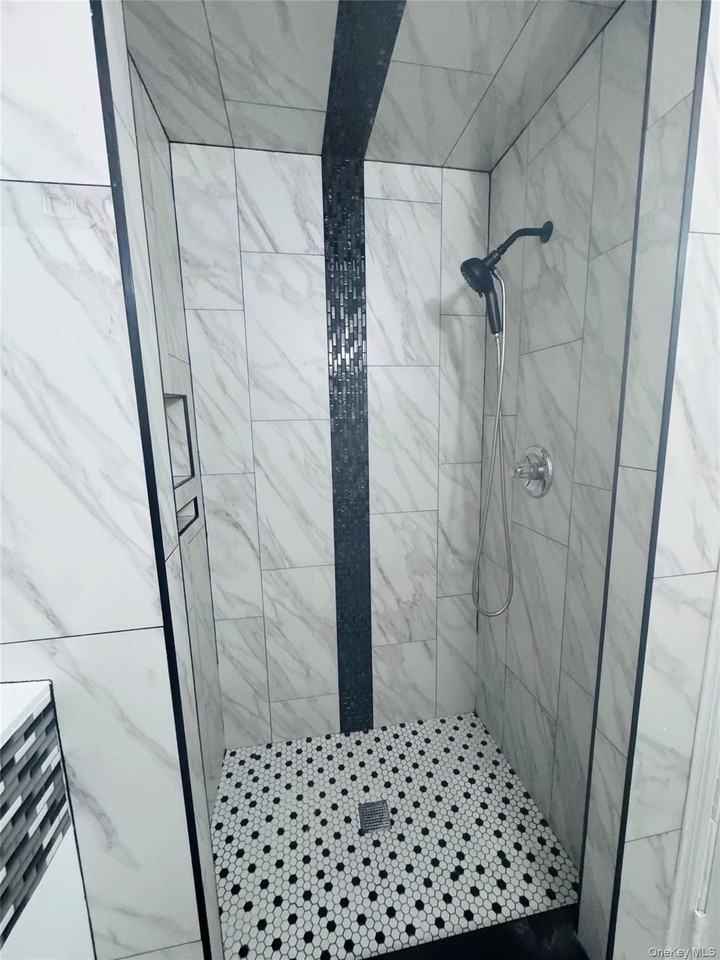 87 Ellis Ave - Photo 3 of 14