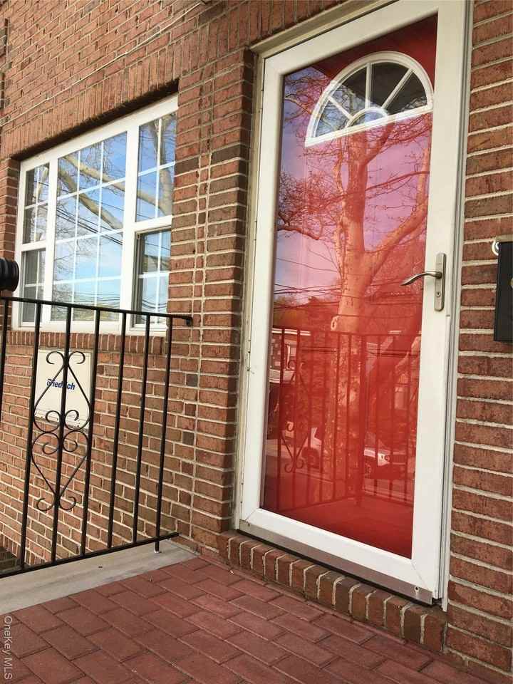 8281 88th Pl - Photo 7 of 8