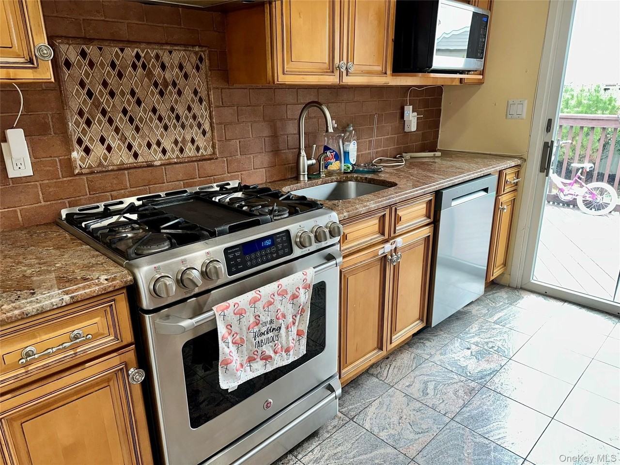 1316 Mcclure Ave - Photo 5 of 21