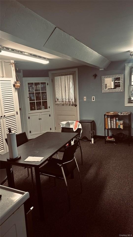 6 Pavilion Rd - Photo 3 of 5