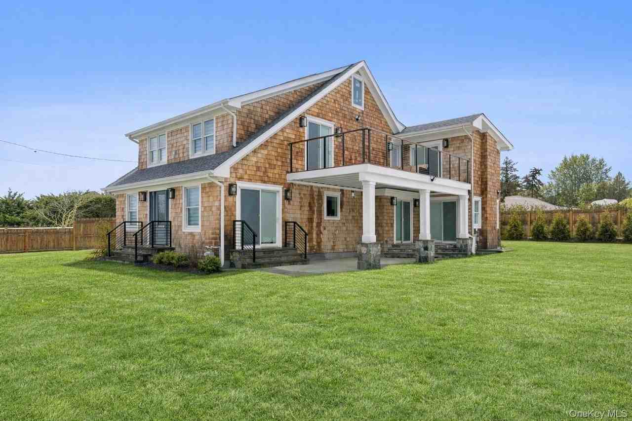 10 Sagamore Rd - Photo 7 of 44