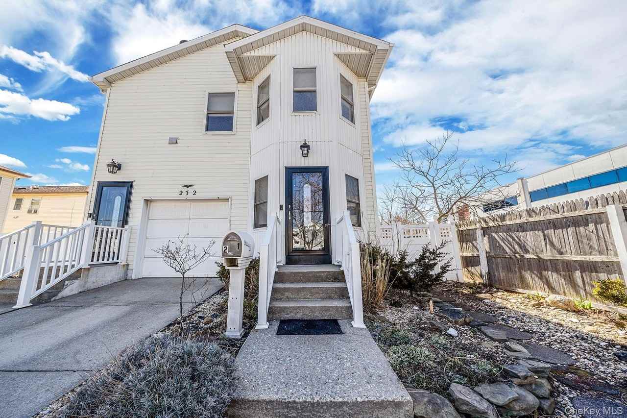 272 E Harrison St Unit 2 - Photo 2 of 24