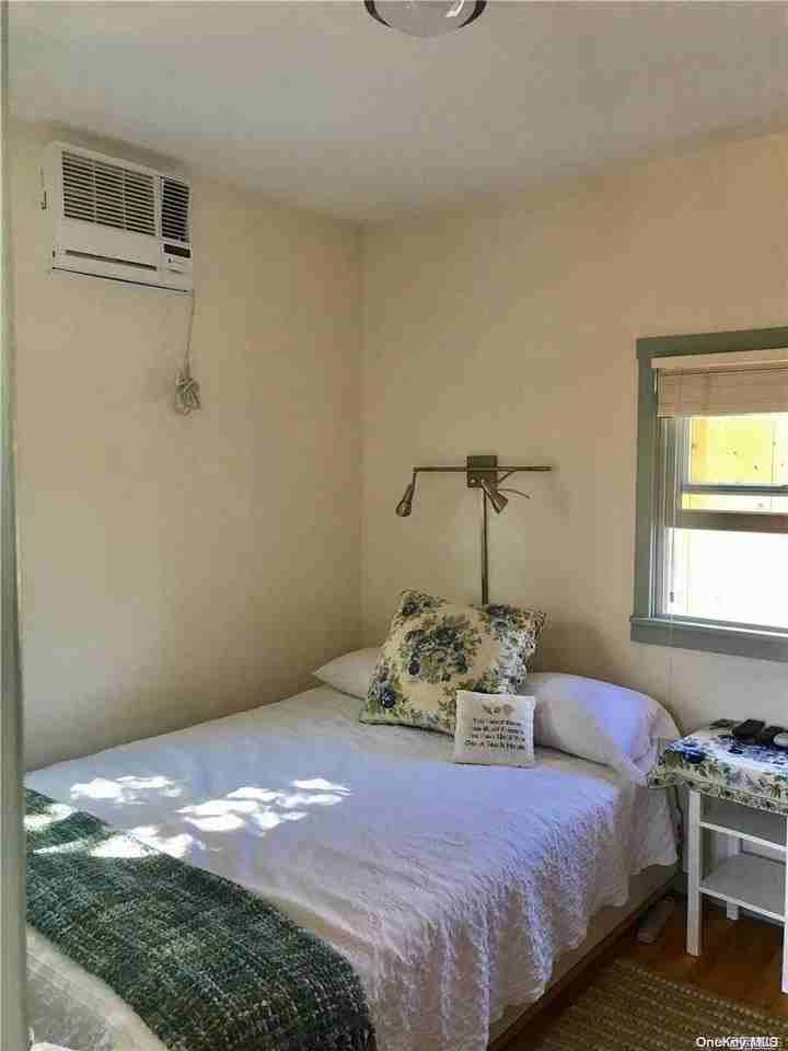 833 Evergreen Walk - Photo 7 of 13