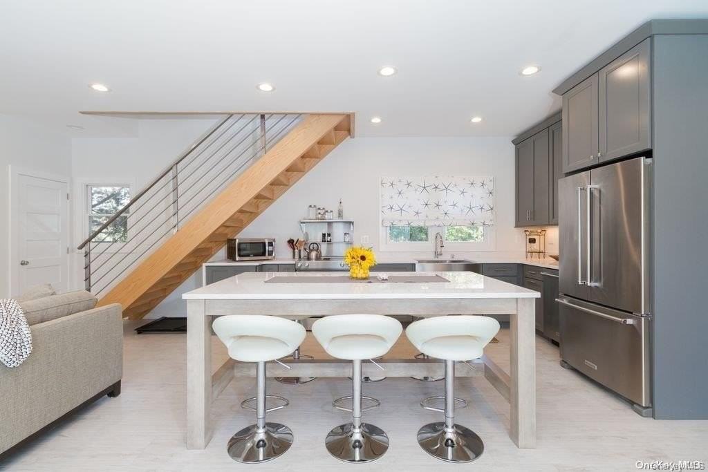 109 Bungalow Walk - Photo 4 of 21