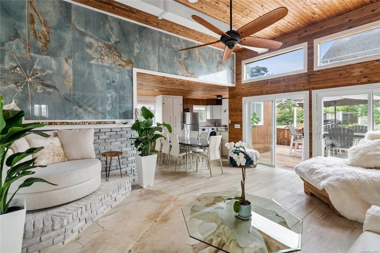 337 Dehnhoff Walk - Photo 3 of 14