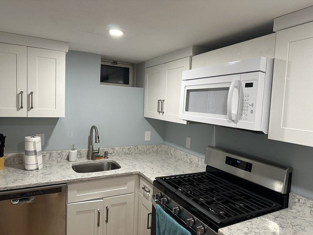 20 State Park Rd Unit 2 - Photo 6 of 22