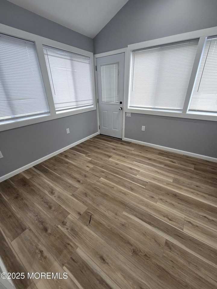 182 Baywood Blvd - Photo 6 of 18