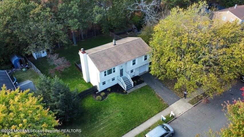 922 Morris Ave - Photo 2 of 22
