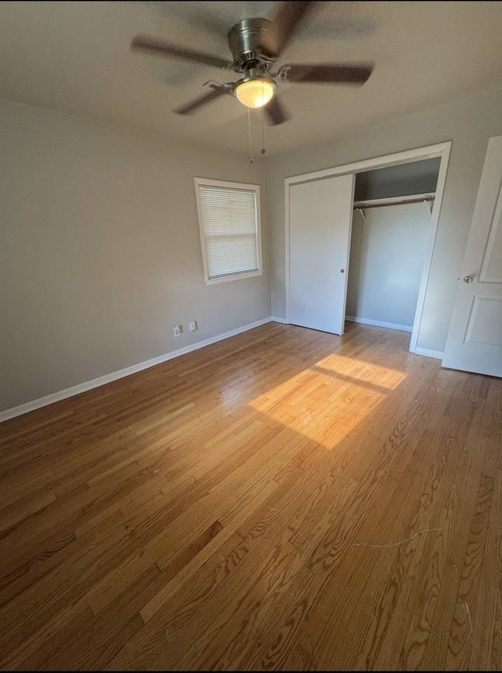 18446 Torrence Ave Apt 2e - Photo 7 of 7
