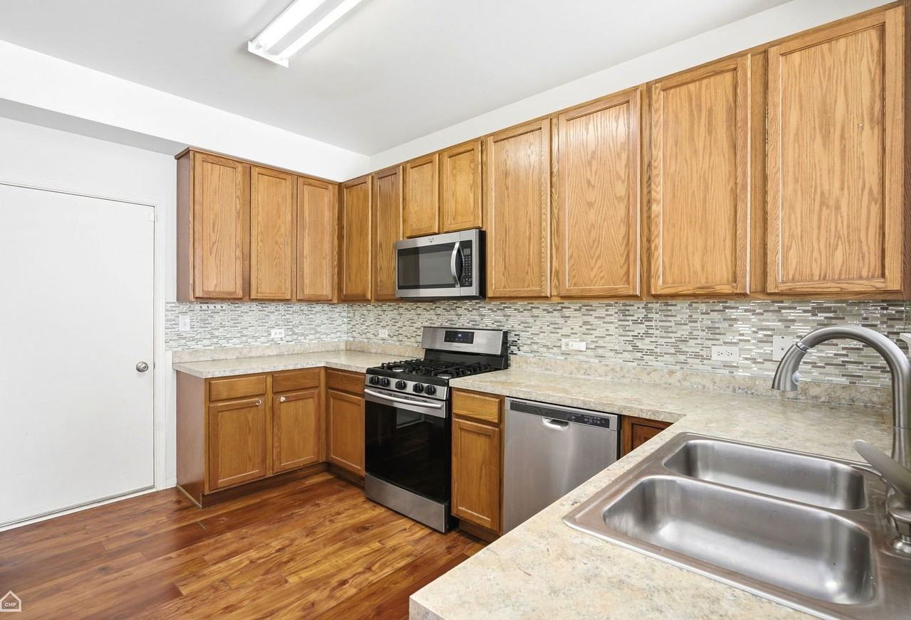 487 W Hamlin Ln - Photo 7 of 18