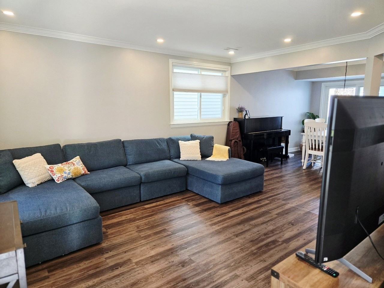 116 Presidential Blvd - Photo 3 of 18