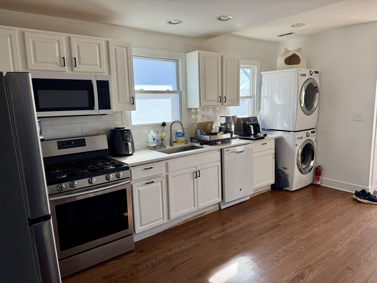 4954 W Cullom Ave Unit 2 - Photo 6 of 13