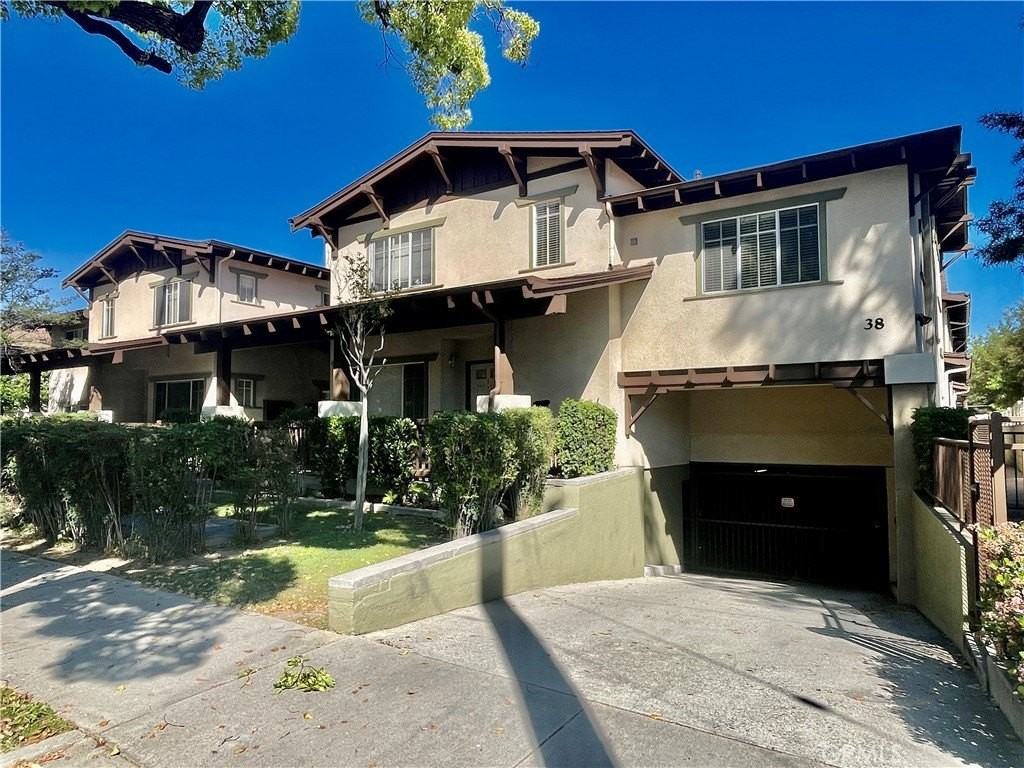 38 N Bonnie Ave #7 - Photo 2 of 22