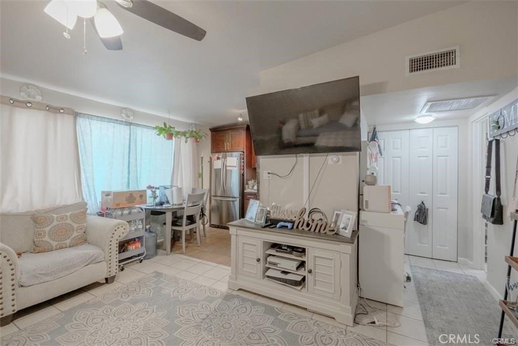 587 El Placer Rd - Photo 4 of 18