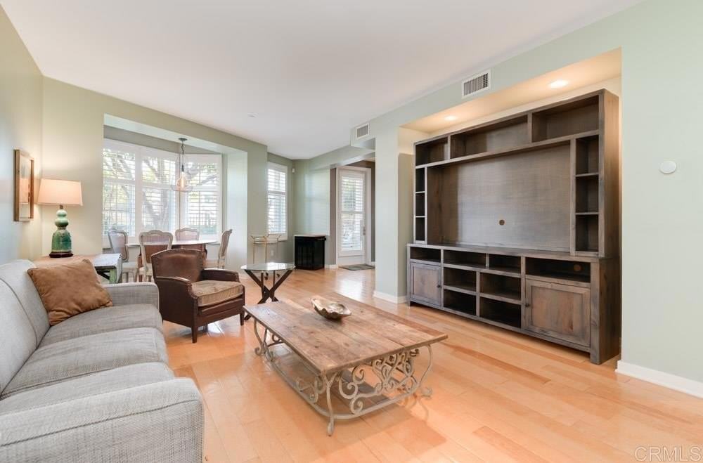 5410 La Jolla Blvd #A105 - Photo 4 of 27