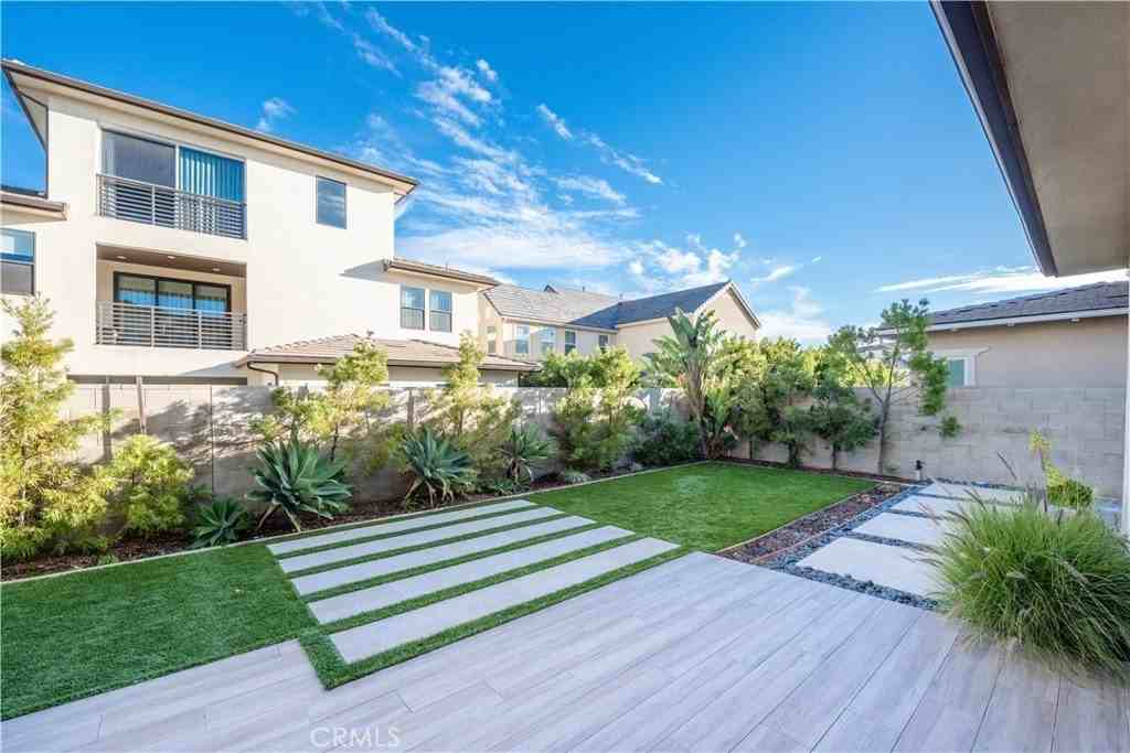 68 Ray - Photo 3 of 39