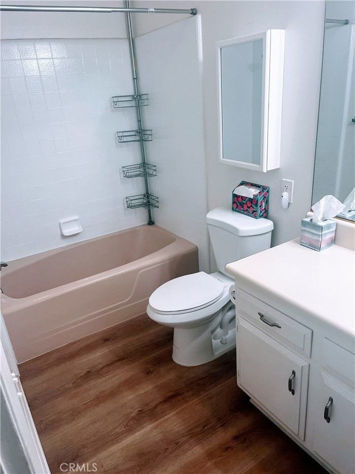 956 Calle Aragon #F - Photo 4 of 8