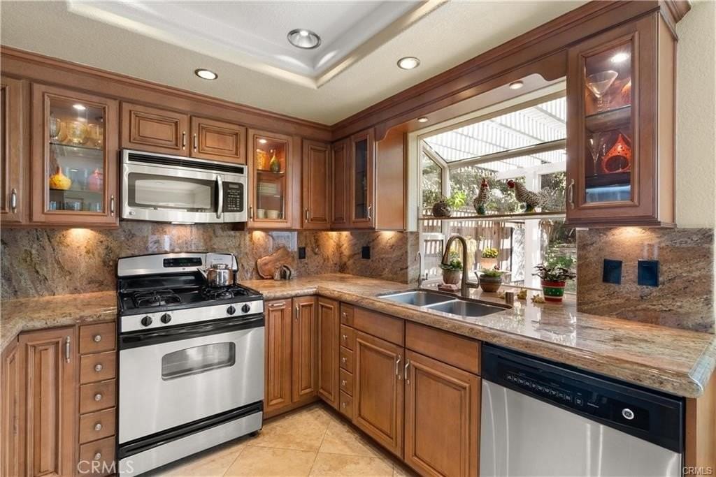 12 Tobago - Photo 6 of 12