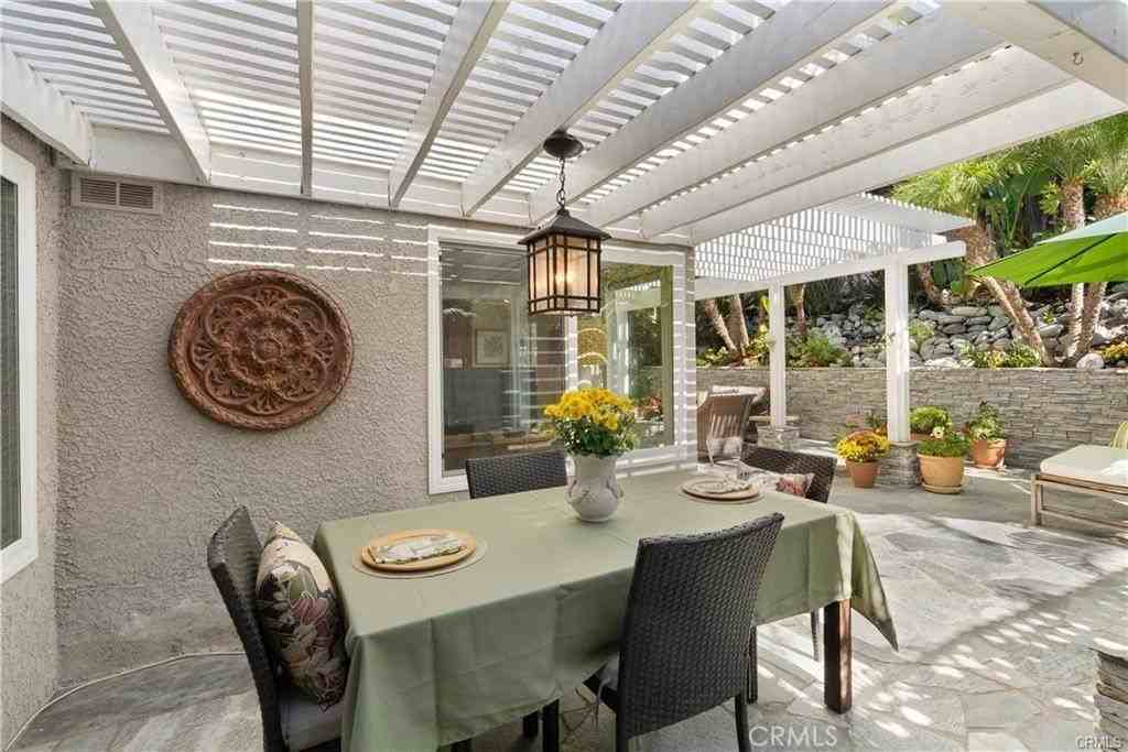 12 Tobago - Photo 7 of 12