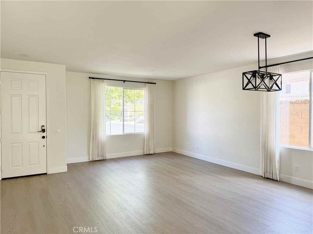 37 Pheasant Crk - Photo 3 of 25