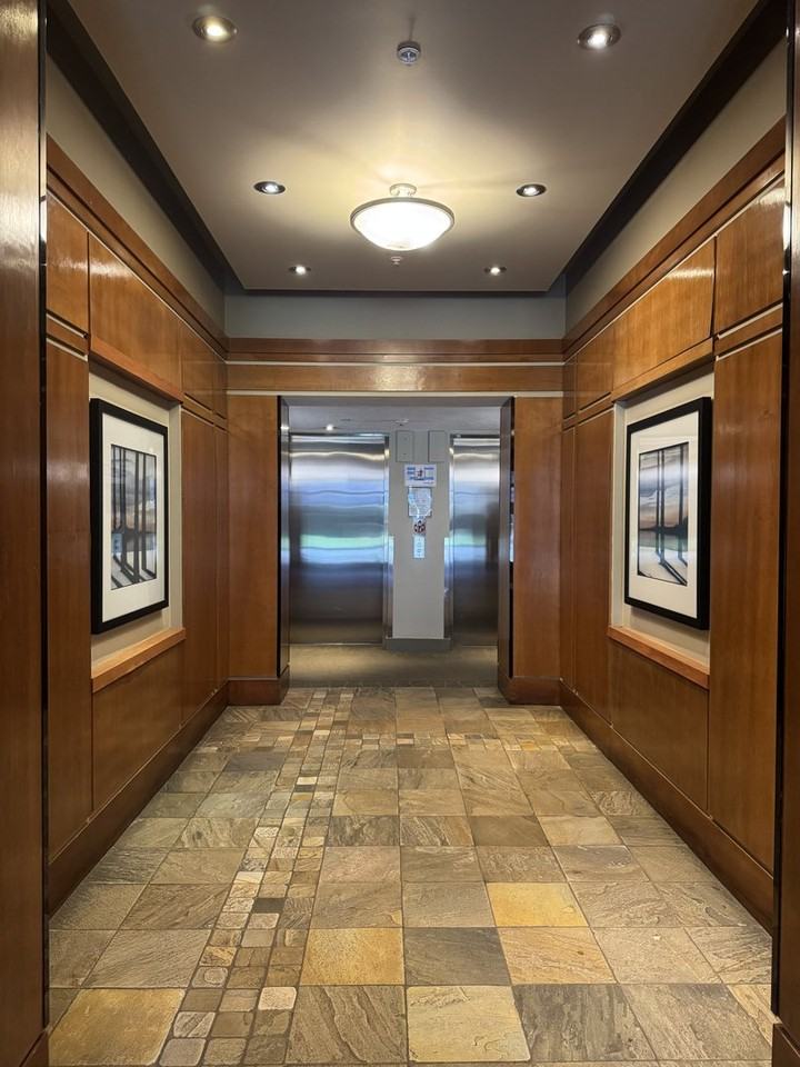 2388 Western Pky - Photo 3 of 19