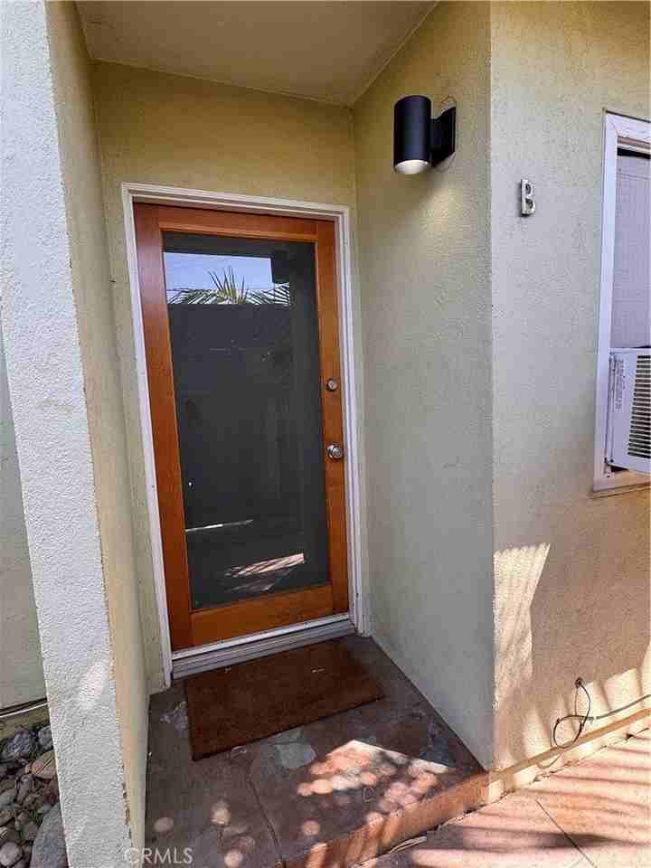 159 W Avenida Palizada #B - Photo 2 of 13