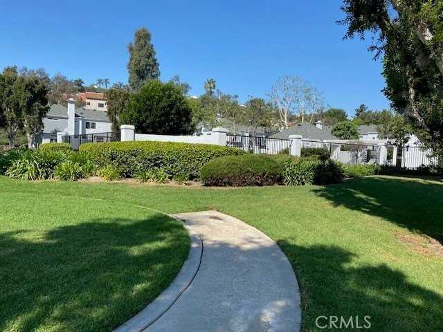 28267 Paseo El Siena - Photo 2 of 20