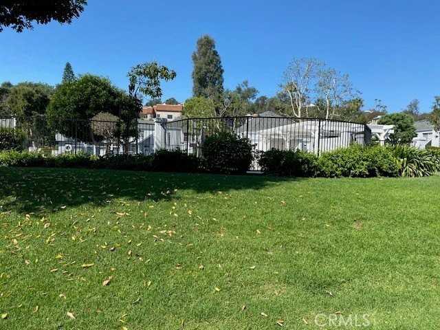 28267 Paseo El Siena - Photo 3 of 20