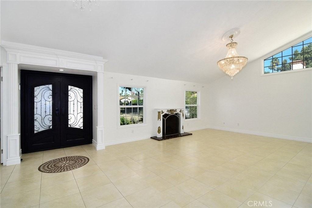 5316 Mecca Ave - Photo 4 of 28