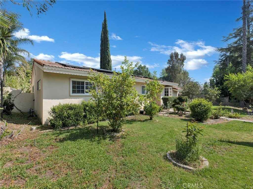 10918 Reseda Blvd - Photo 6 of 50