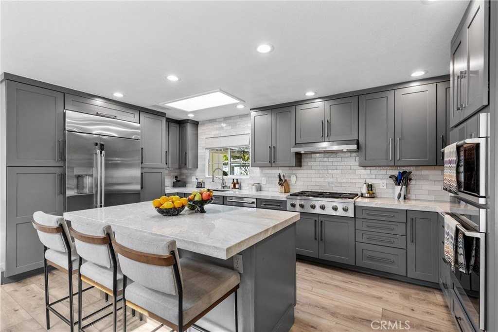 22736 Margarita Dr - Photo 6 of 36