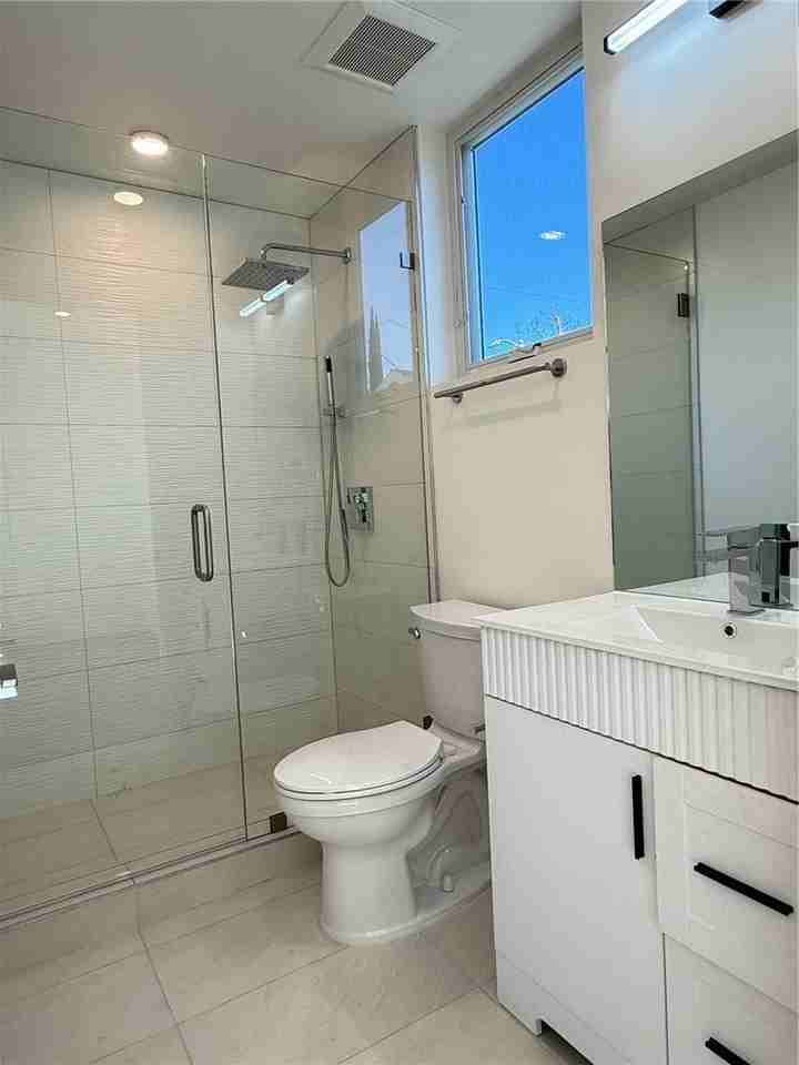 17814 Bullock St - Photo 7 of 15