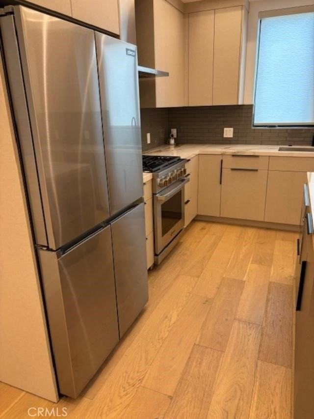 14553 Benefit St - Photo 4 of 18