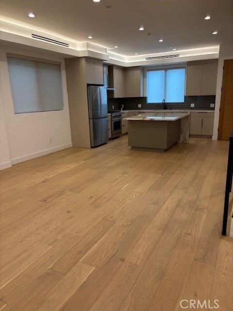 14553 Benefit St - Photo 6 of 18