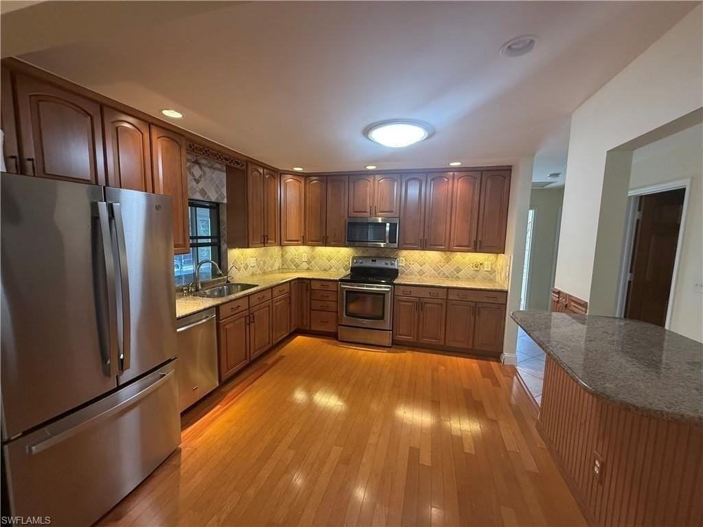 5361 Hickory Wood Dr - Photo 3 of 20