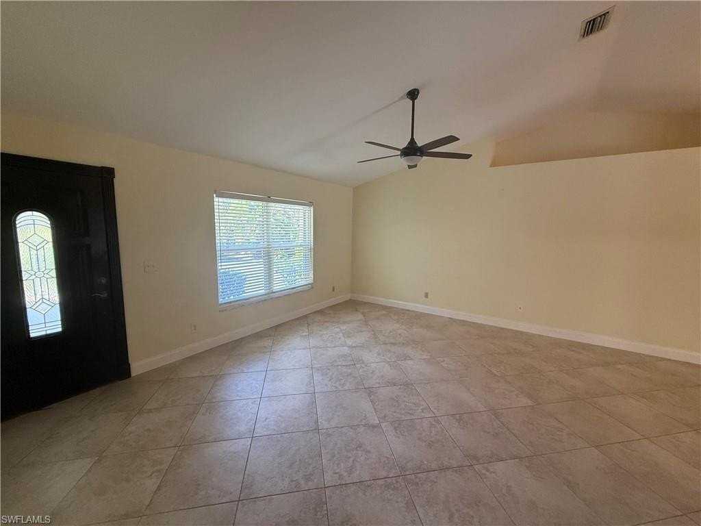 5361 Hickory Wood Dr - Photo 7 of 20