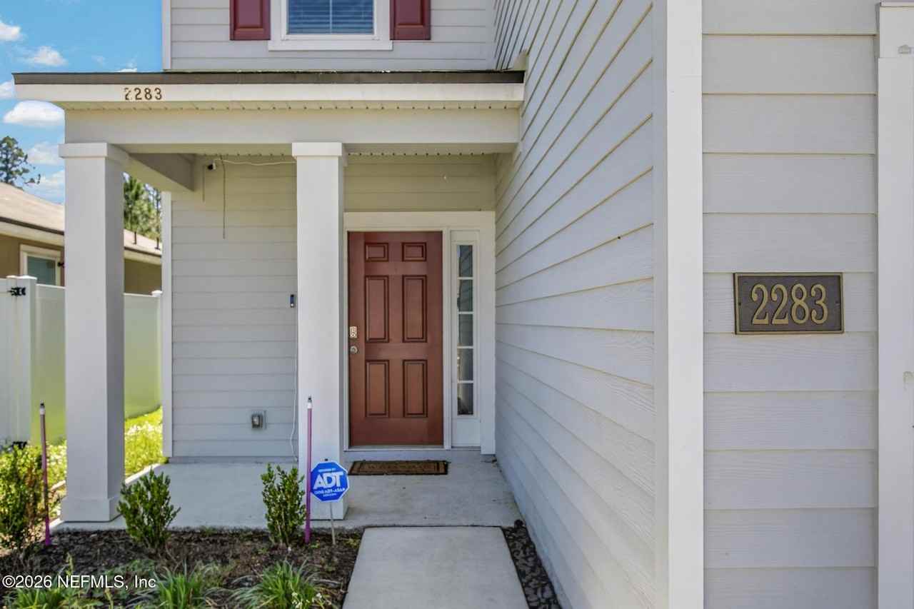 2283 Shady Breeze Ln - Photo 5 of 50