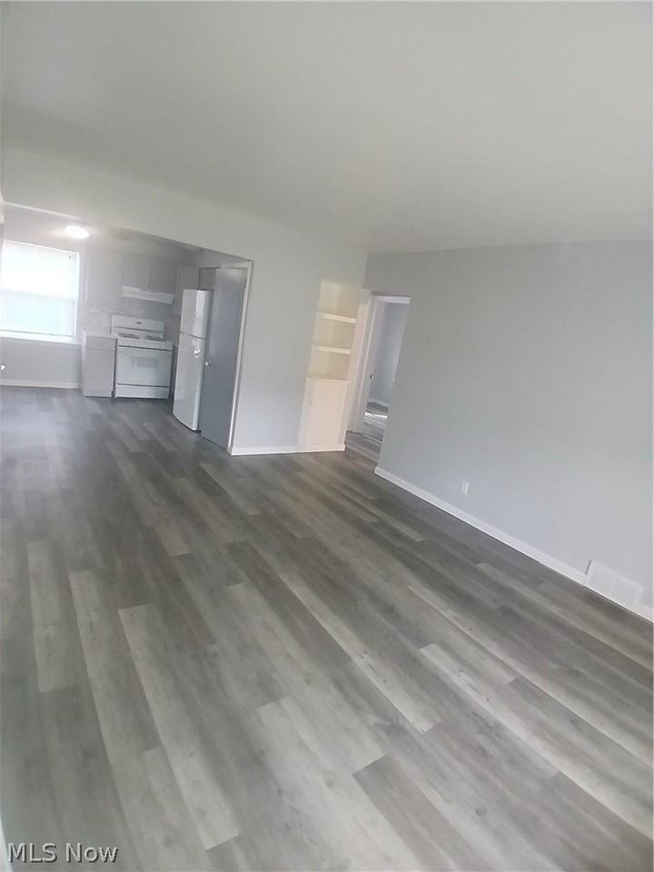 5247 Old Oxford Ln Apt 2 - Photo 2 of 11