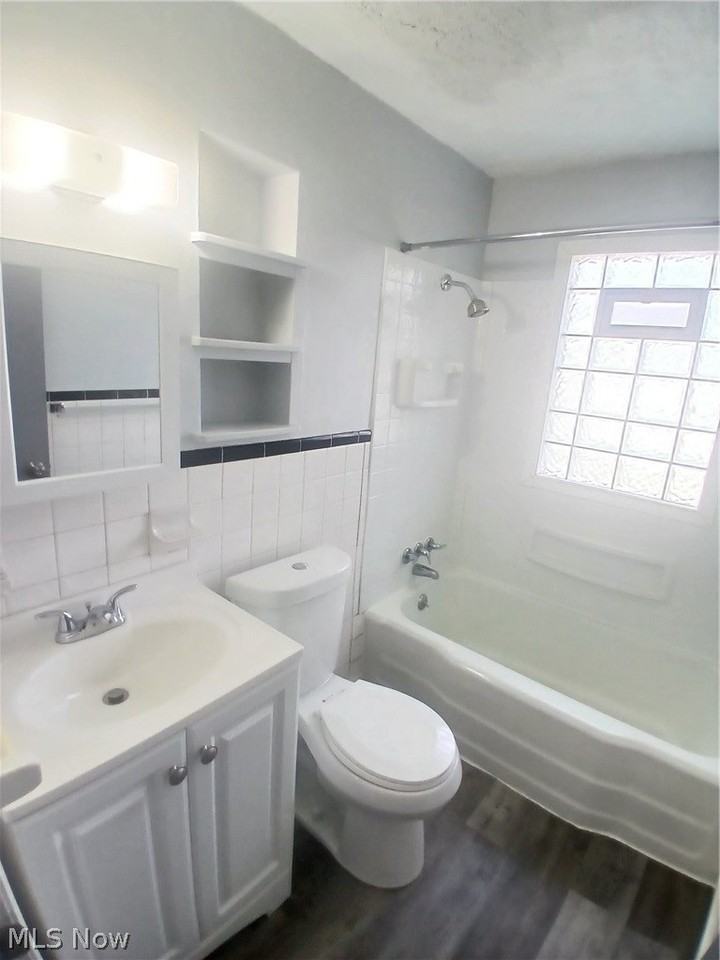 5247 Old Oxford Ln Apt 2 - Photo 7 of 11