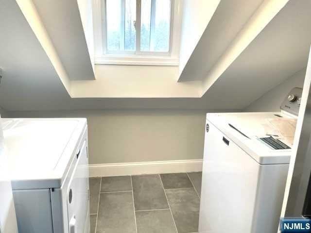 19 S Kinderkamack Rd - Photo 7 of 17