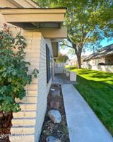 featured image of 1664 Manchester Way